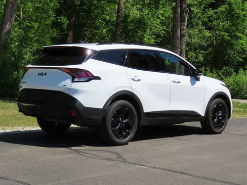 Used 2025 Kia Sportage X-Line AWD/4WD image 3