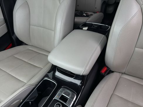 Used 2023 Kia Telluride SX image 52