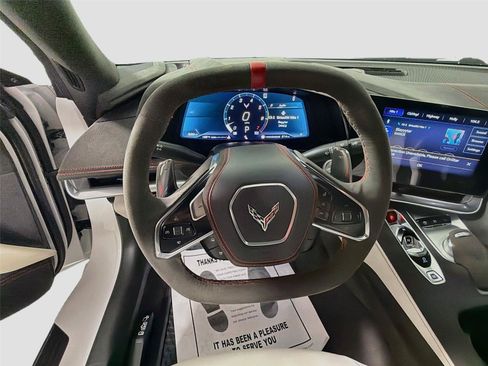 Used 2023 Chevrolet Corvette Stingray Premium Cpe w/ Z51 Performance Package RWD image 11