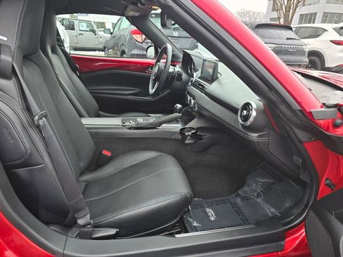 Used 2023 MAZDA MX-5 Miata Grand Touring image 10