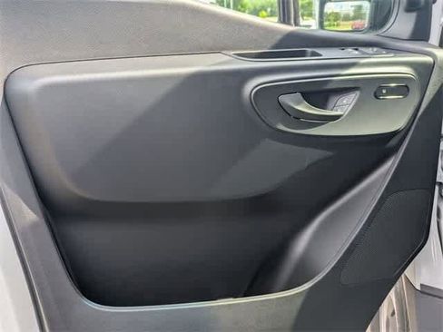 Used 2025 Mercedes-Benz Sprinter 2500 image 15