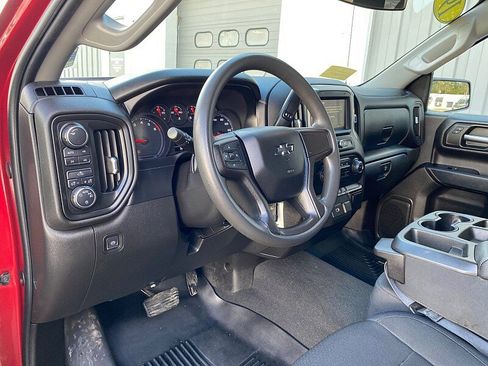 Used 2019 Chevrolet Silverado 1500 Custom Trail Boss w/ Custom Convenience Package image 20