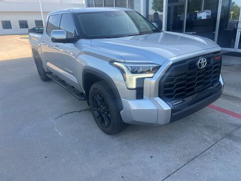 Used 2023 Toyota Tundra Limited w/ TRD Off-Road Package AWD/4WD image 4