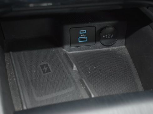 Used 2023 Ford Escape Platinum image 30