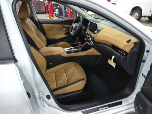 New 2025 Nissan Sentra SV w/ SV Premium Package image 12