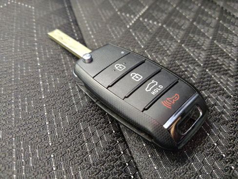 Used 2022 Kia Rio S FWD image 32