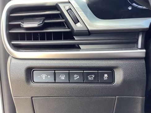 Used 2024 Kia Telluride EX X-Line AWD/4WD image 16