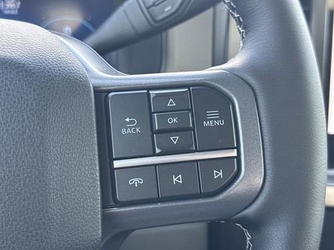 New 2026 Ford F250 Lariat w/ Black Appearance Package image 27