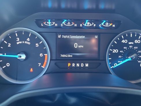 Used 2022 Ford F250 XL w/ STX Appearance Package image 9