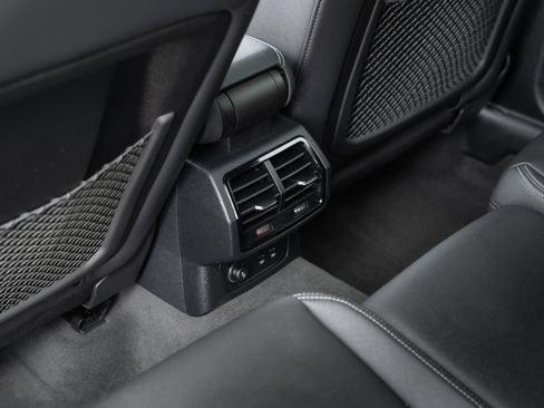 Certified 2025 Audi Q3 2.0T Premium w/ Convenience Package image 25