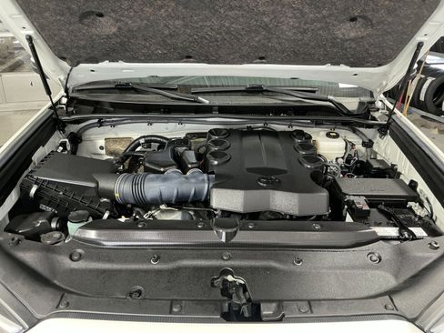 Used 2023 Toyota 4Runner Limited image 29