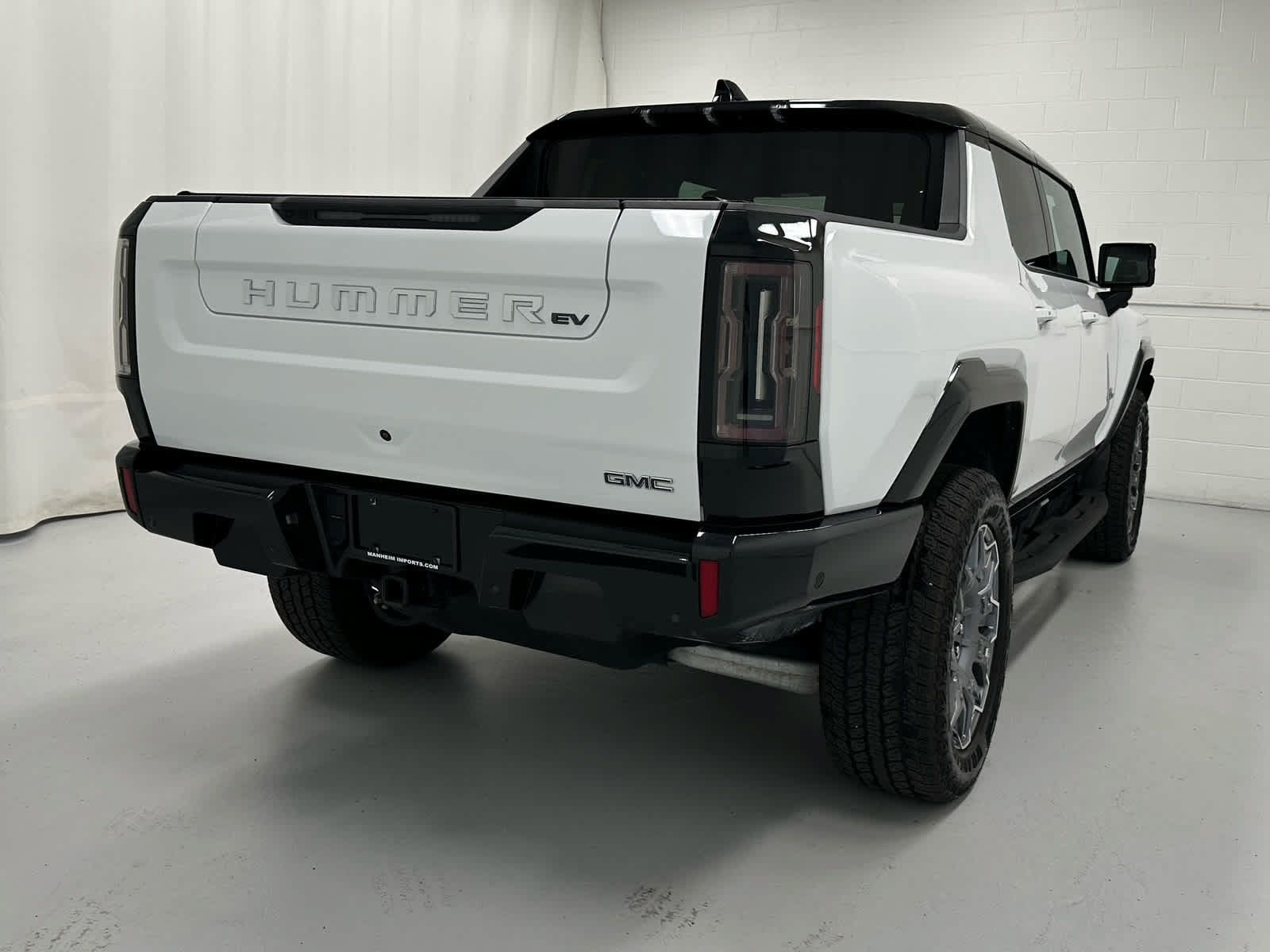 Used 2024 GMC Hummer EV 3X AWD/4WD image 6