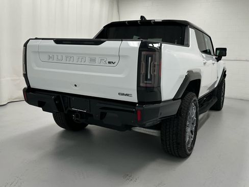 Used 2024 GMC Hummer EV 3X AWD/4WD image 6