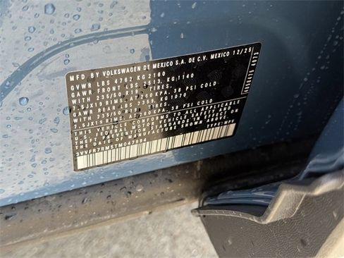 New 2026 Volkswagen Tiguan SE image 18