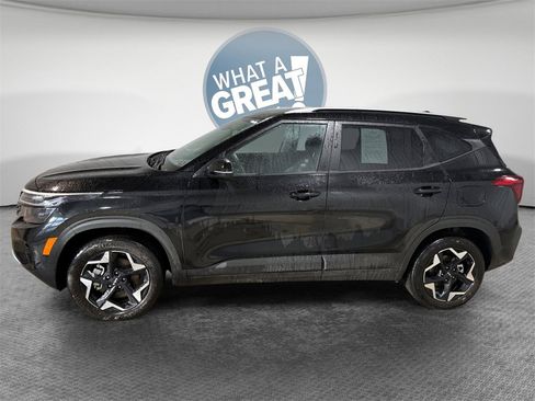 Certified 2025 Kia Seltos S image 7