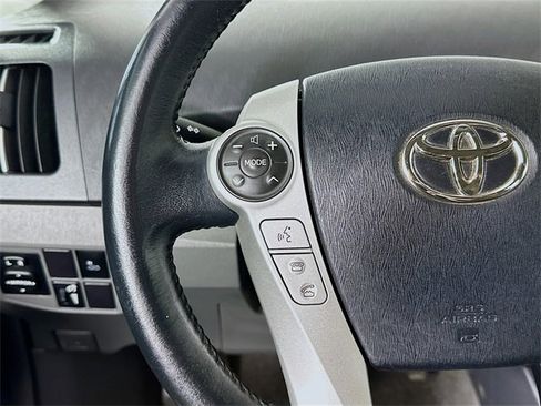 Used 2010 Toyota Prius Five image 9