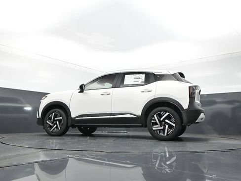 New 2026 Nissan Kicks SV w/ SV Premium Package AWD/4WD image 24