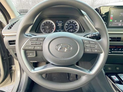Used 2022 Hyundai Sonata SEL image 12