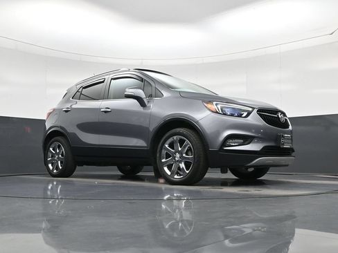 Used 2019 Buick Encore Essence w/ Experience Buick Package AWD/4WD image 16