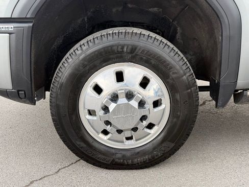 Used 2024 GMC Sierra 3500 Denali w/ Denali Reserve Package image 16