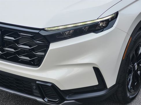 Certified 2025 Honda CR-V Sport-L image 8