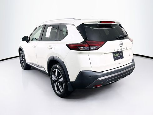 Used 2023 Nissan Rogue SL FWD image 5