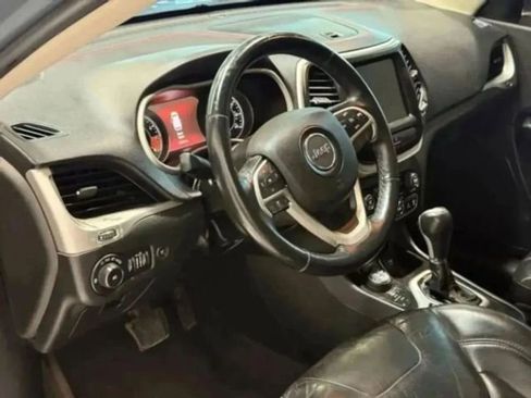 Used 2015 Jeep Cherokee Trailhawk w/ Comfort/Convenience Group image 42