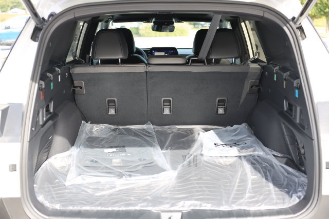 New 2026 Subaru Outback Limited AWD/4WD image 11