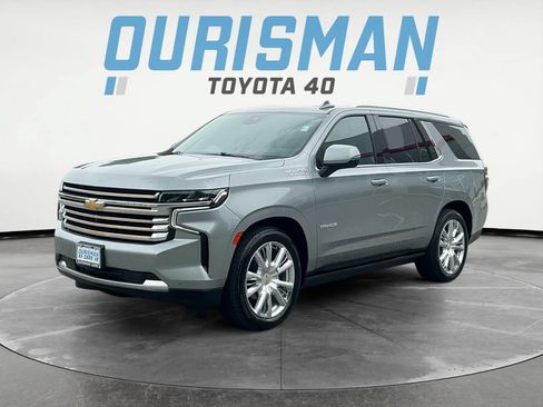 Used 2024 Chevrolet Tahoe High Country AWD/4WD image 3