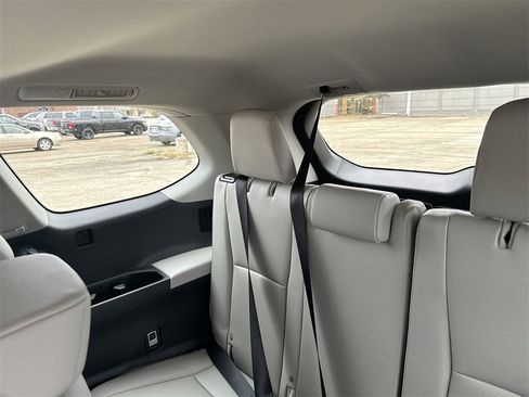 New 2026 Toyota Grand Highlander Limited image 30