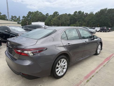Used 2024 Toyota Camry LE FWD image 5