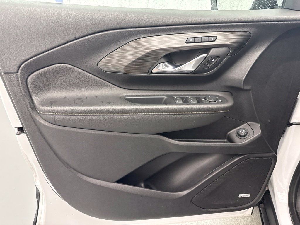 Used 2020 GMC Terrain SLT w/ Preferred Package FWD image 18