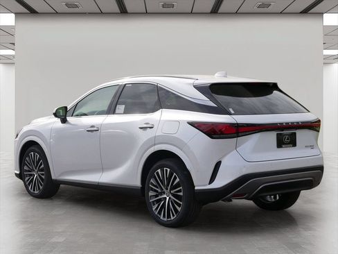 Used 2026 Lexus RX 350 Premium Plus w/ Convenience Package AWD/4WD image 4