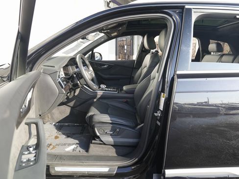 Used 2021 Audi Q7 3.0T Prestige image 25