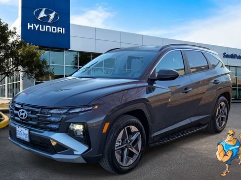 New 2026 Hyundai Tucson SEL FWD image 1