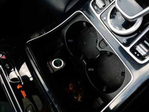 Used 2016 Mercedes-Benz C 300 Sedan image 40