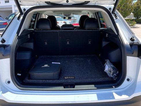 Certified 2026 Volkswagen Tiguan SE w/ Panoramic Sunroof Package FWD image 15