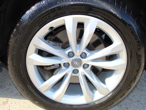 Used 2017 Audi Q7 3.0T Premium Plus image 39