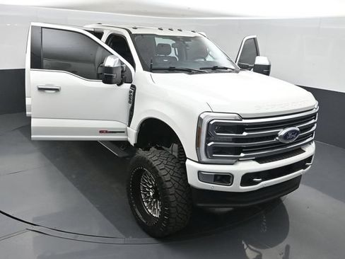 Used 2024 Ford F250 Limited w/ FX4 Off-Road Package AWD/4WD image 51