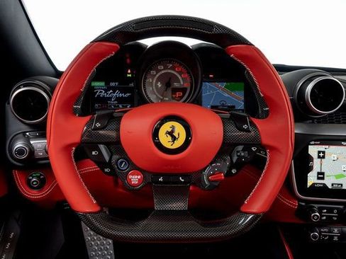 Certified 2019 Ferrari Portofino image 6
