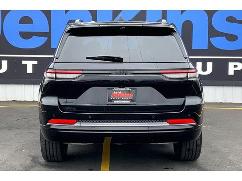New 2026 Jeep Grand Cherokee Limited AWD/4WD image 4