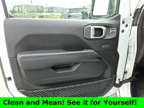 Used 2020 Jeep Gladiator Overland image 14