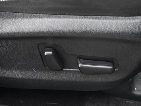 Used 2018 Kia Sportage SX image 12