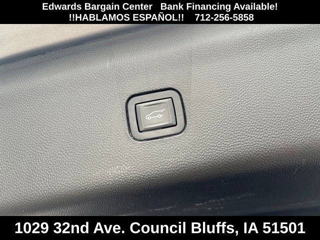 Used 2019 Buick Enclave Avenir w/ Avenir Technology Package AWD/4WD image 8