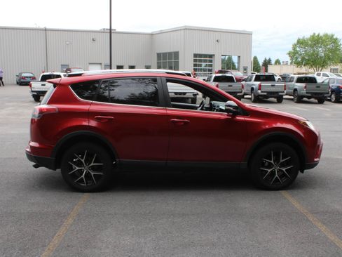 Used 2017 Toyota RAV4 SE w/ Power Special Value Package AWD/4WD image 4