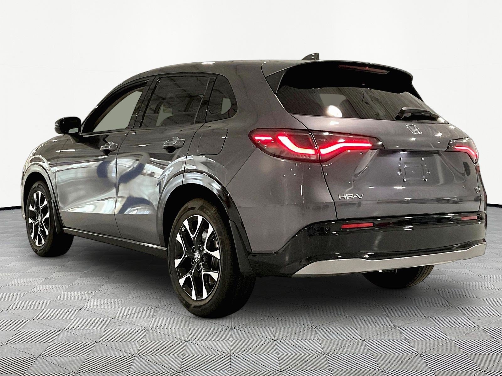 Used 2026 Honda HR-V EX-L image 4