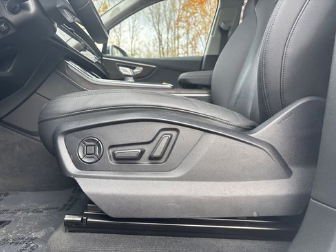 Used 2022 Audi Q7 3.0T Prestige image 22