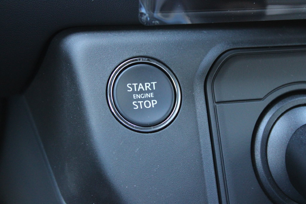 New 2026 Land Rover Defender 130 X-Dynamic SE AWD/4WD image 24