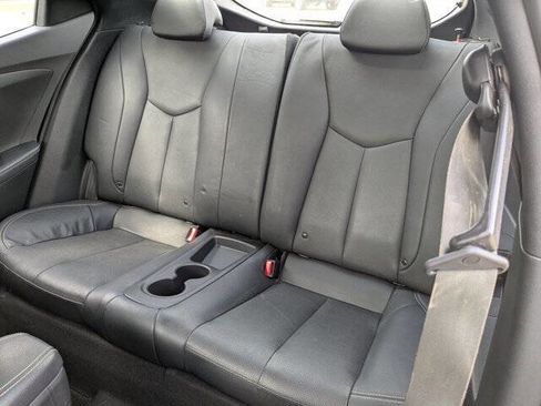 Used 2016 Hyundai Veloster Turbo image 27