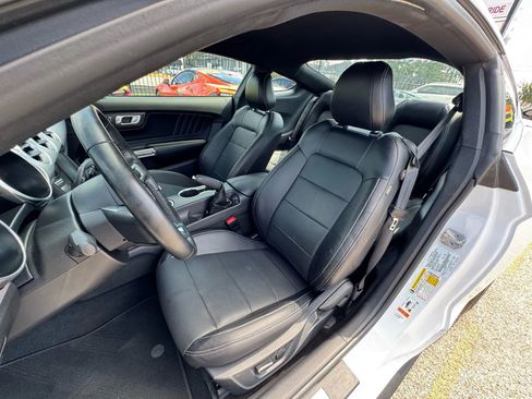 Used 2019 Ford Mustang GT Premium image 27